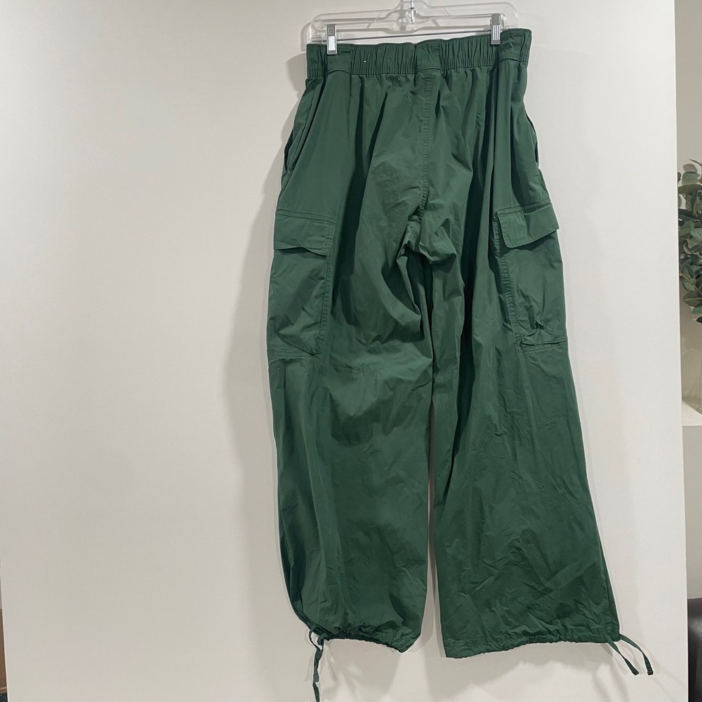 Nike Sportswear Men Green Cargo Pants FV4969-323 Medium Utility Baggy Wide Leg - Picture 7 of 10